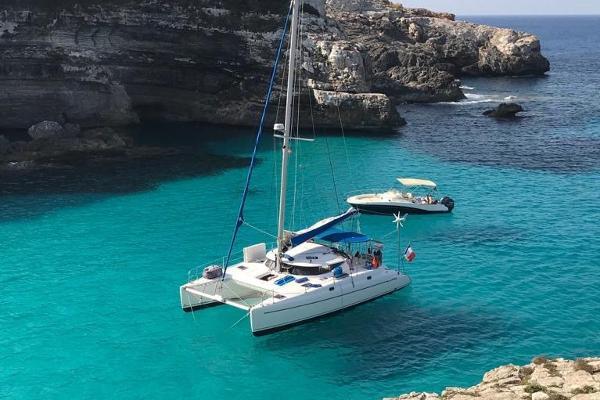 Fountaine Pajot Athéna 38